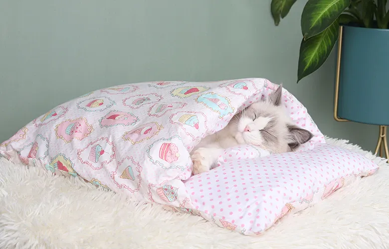 Pet Bed and House for Puppy Kitty Sleeping Bag Mat Sofas